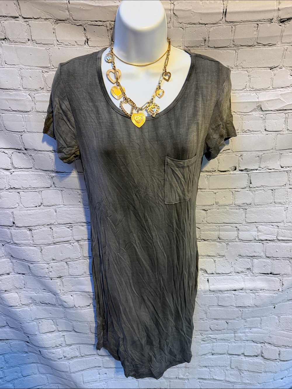 Vibe Sportswear charcoal gray T-shirt dress, size Medium.